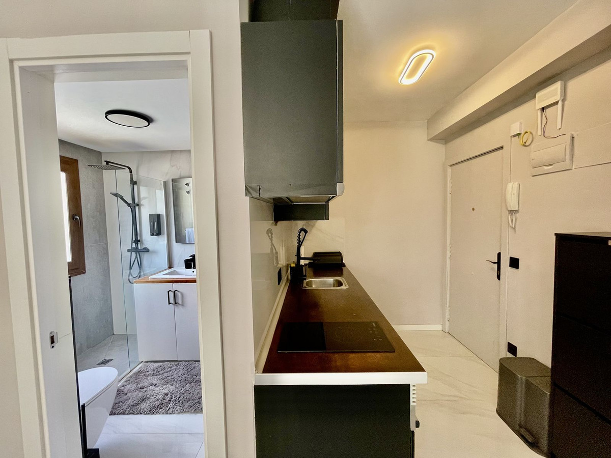 Se vende Estudio Planta Media  en Costa Del Sol, Málaga, España