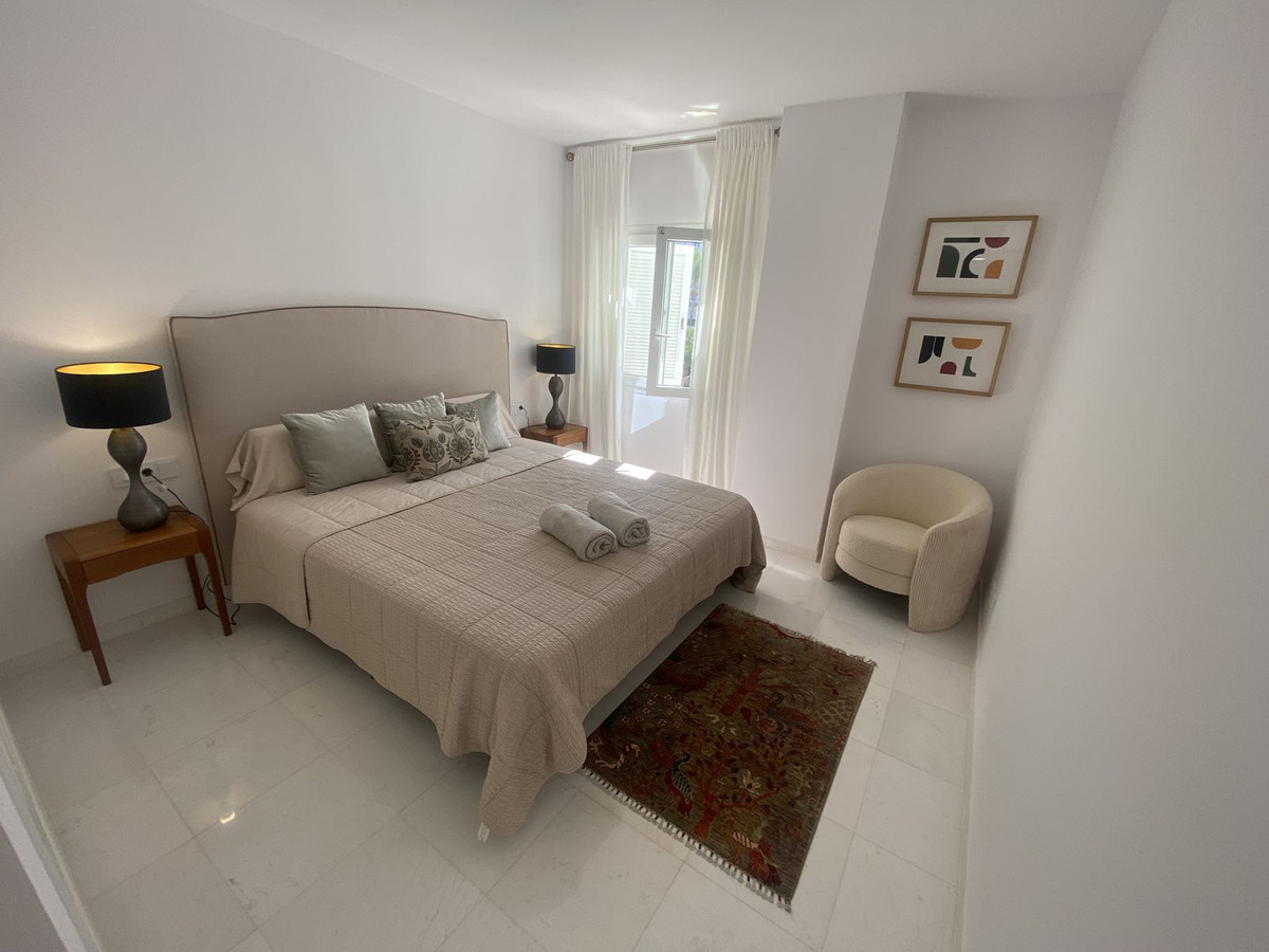 3 Bed Apartment for sale in Puerto Banús Costa Del Sol, Málaga, Spain
