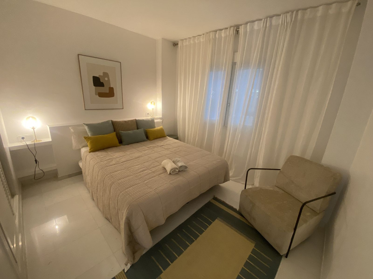 3 Bed Apartment for sale in Puerto Banús Costa Del Sol, Málaga, Spain