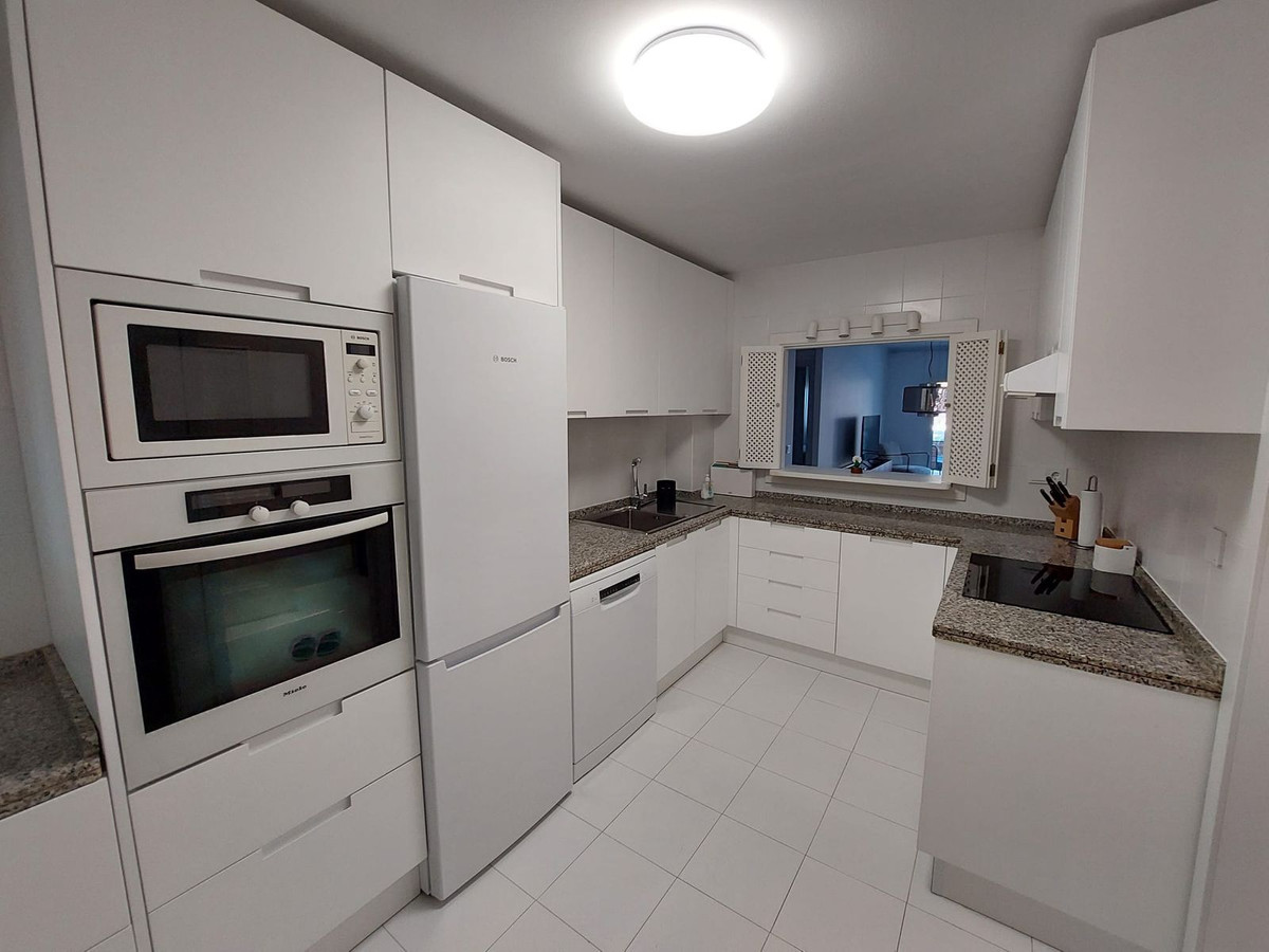 3 Bed Apartment for sale in Puerto Banús Costa Del Sol, Málaga, Spain