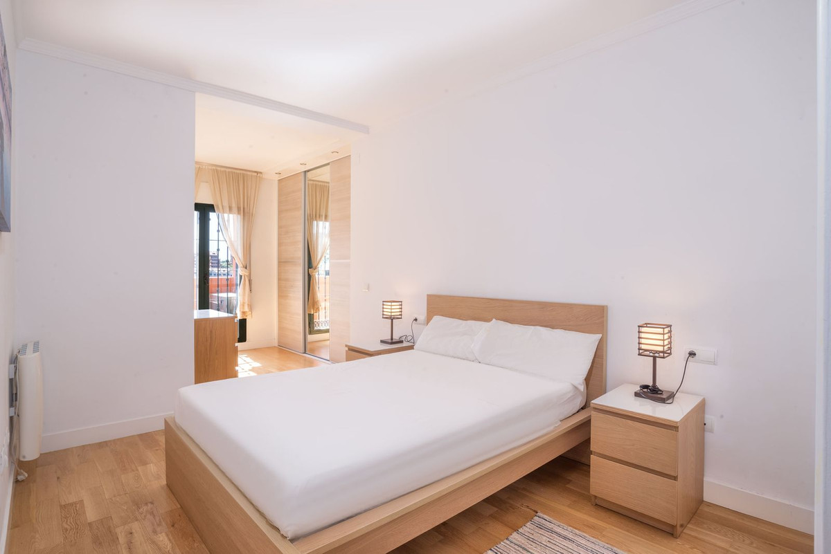 4 Bed Apartment for sale in Elviria Costa Del Sol, Málaga, Spain