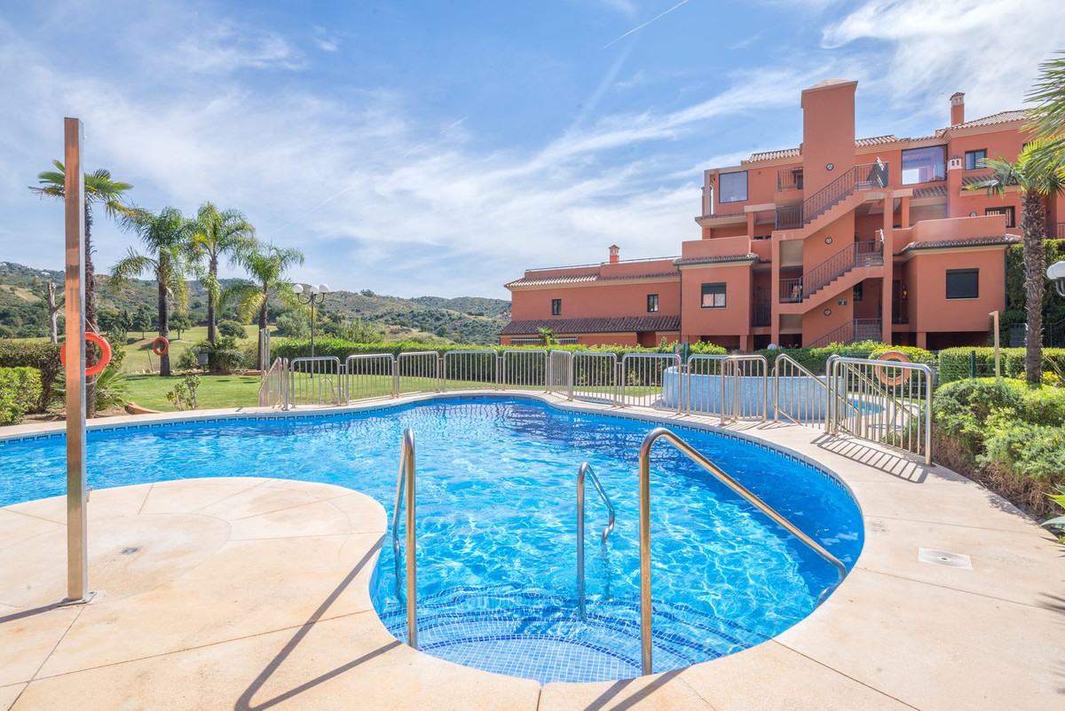4 Bed Apartment for sale in Elviria Costa Del Sol, Málaga, Spain