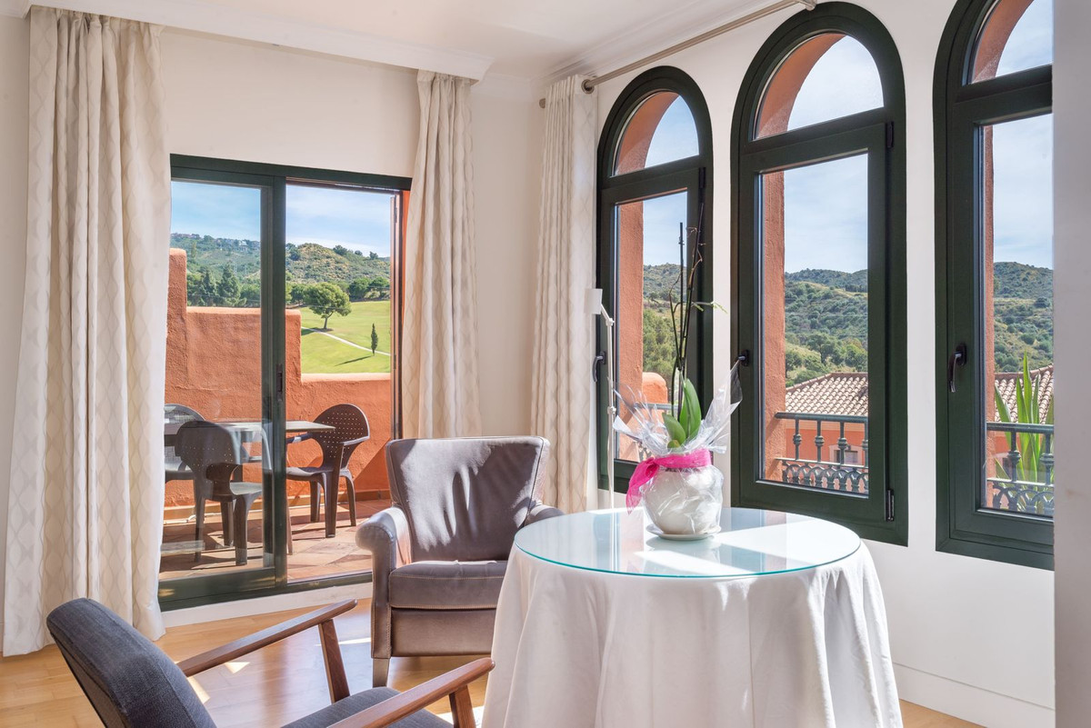 4 Bed Apartment for sale in Elviria Costa Del Sol, Málaga, Spain