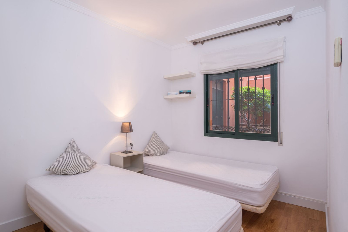 4 Bed Apartment for sale in Elviria Costa Del Sol, Málaga, Spain