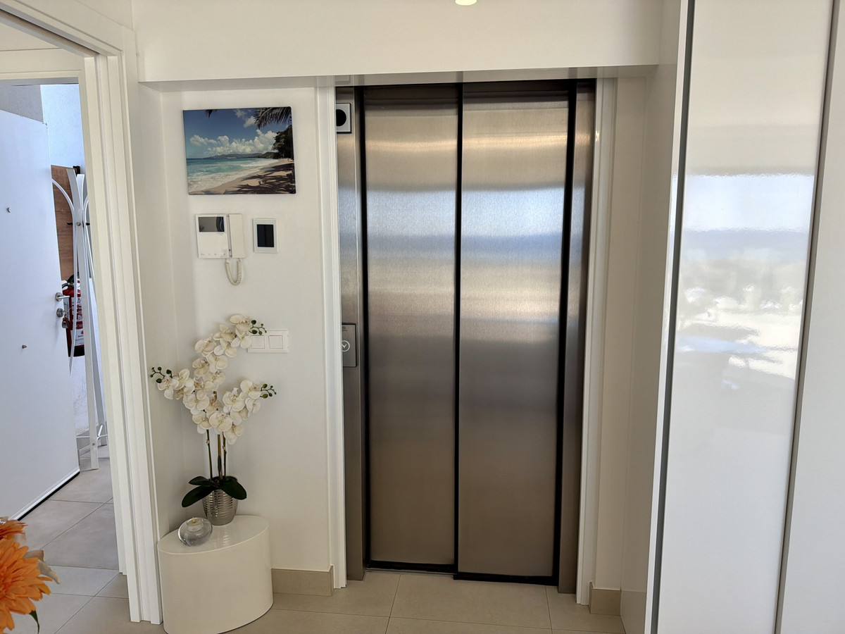 Se vende Ático de 2 dormitorios en Costa Del Sol, Málaga, España