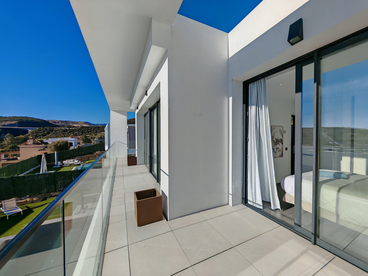 Se vende Villa - Chalet de 4 dormitorios en Costa Del Sol, Málaga, España