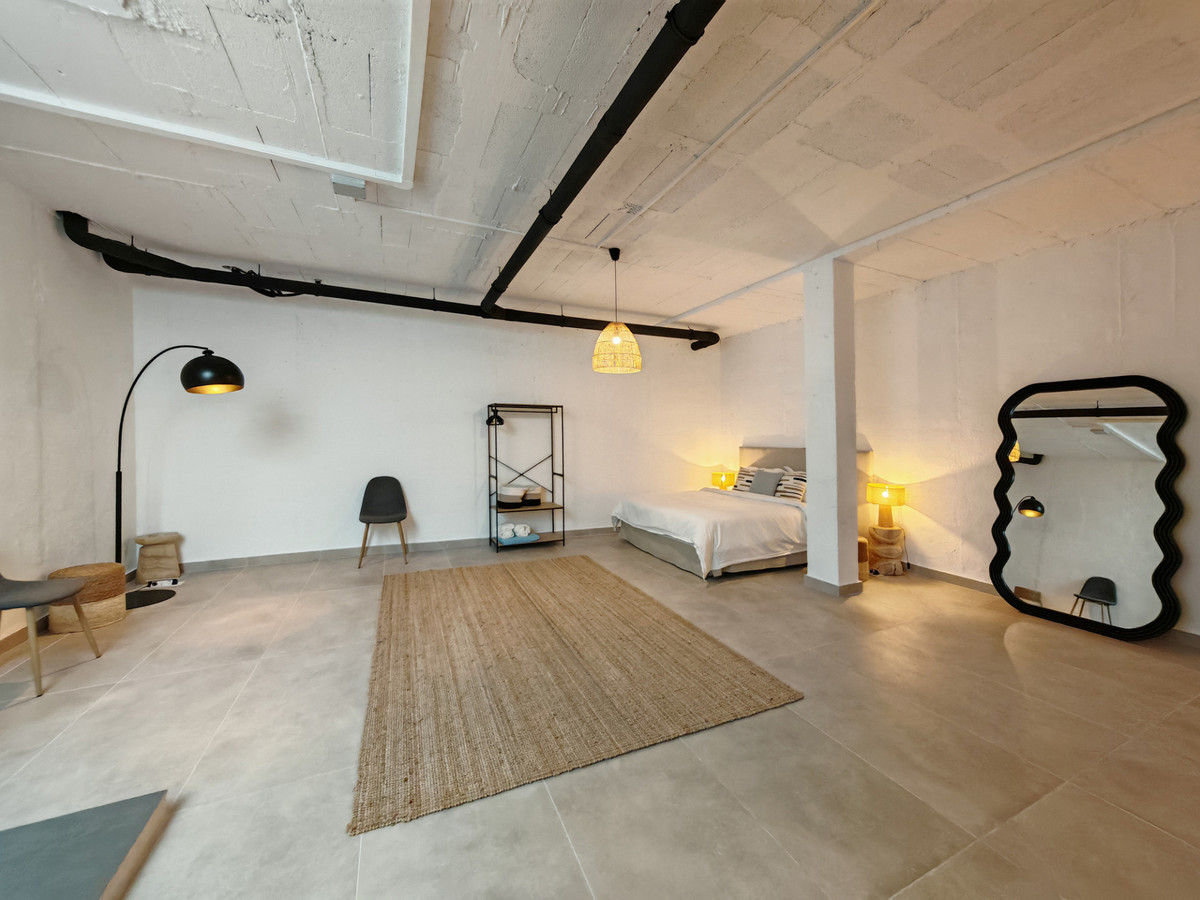 Se vende Villa - Chalet de 4 dormitorios en Costa Del Sol, Málaga, España