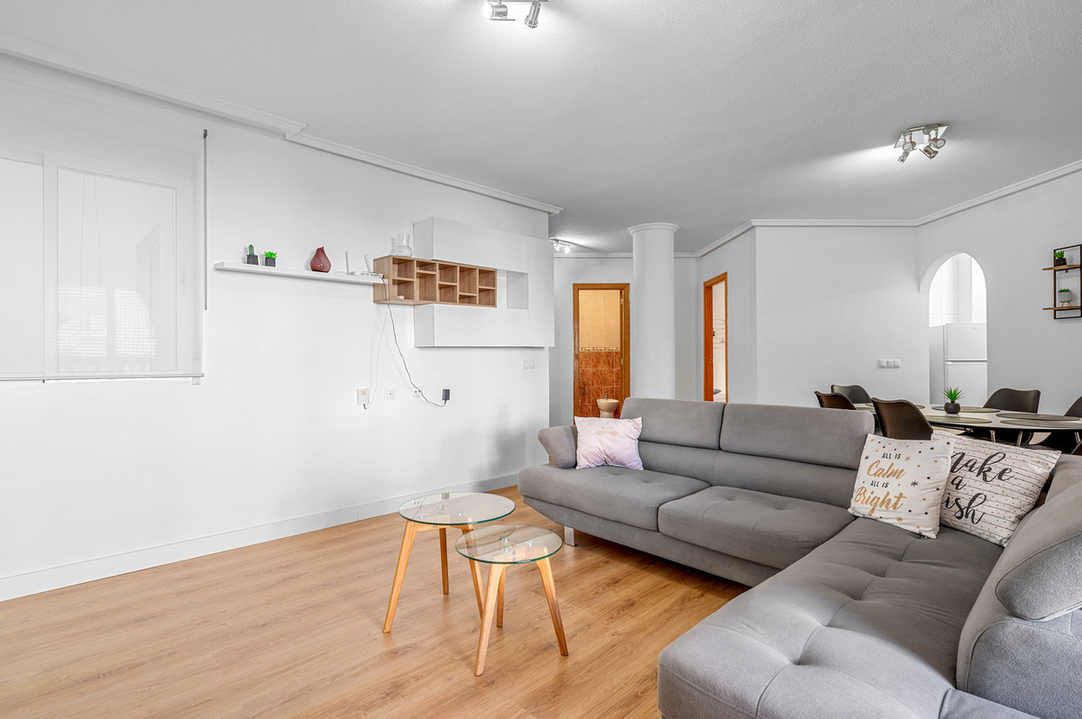 3 Bed Apartment for sale in Torrevieja Costa Blanca, Alicante, Spain