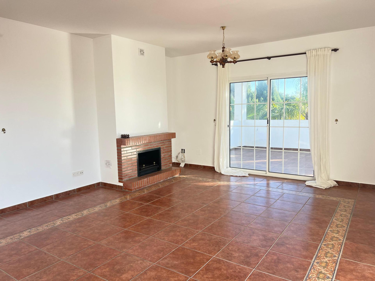 7 Bed Townhouse for sale in Benalmadena Costa Del Sol, Málaga, Spain