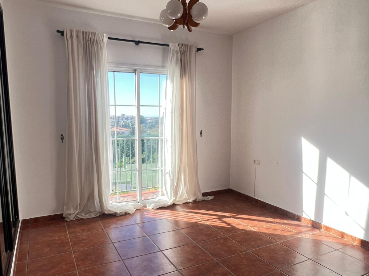 7 Bed Townhouse for sale in Benalmadena Costa Del Sol, Málaga, Spain