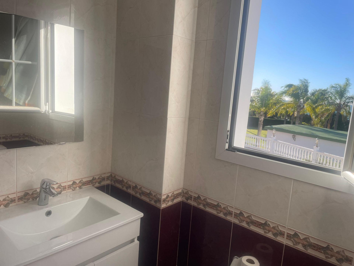 7 Bed Townhouse for sale in Benalmadena Costa Del Sol, Málaga, Spain