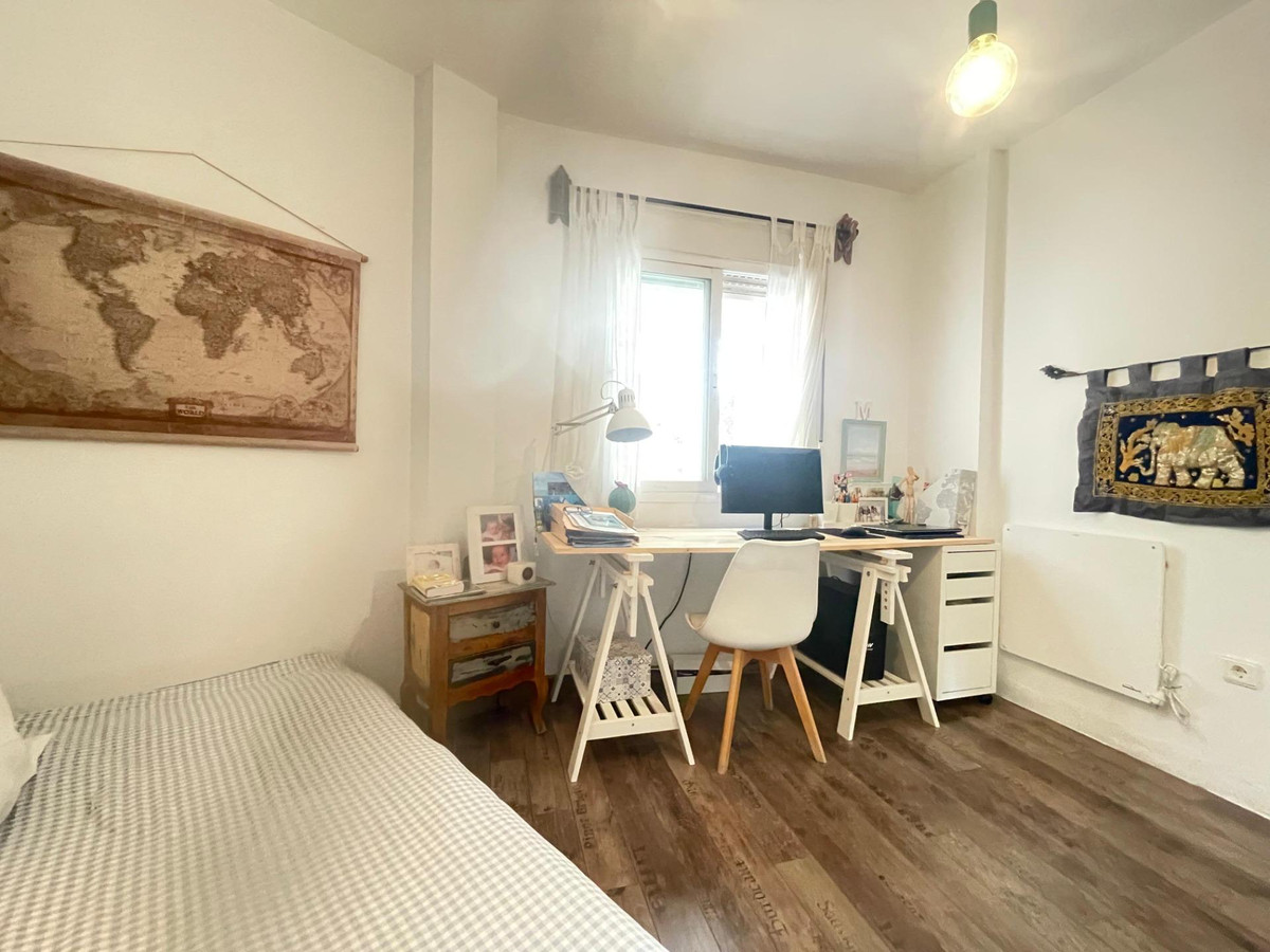 Se vende Apartamento Planta Media de 3 dormitorios en Costa Del Sol, Málaga, España