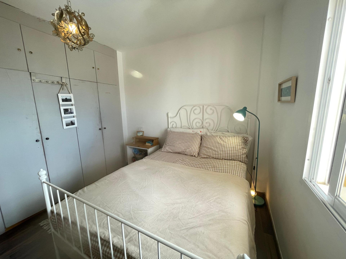 Se vende Apartamento Planta Media de 3 dormitorios en Costa Del Sol, Málaga, España