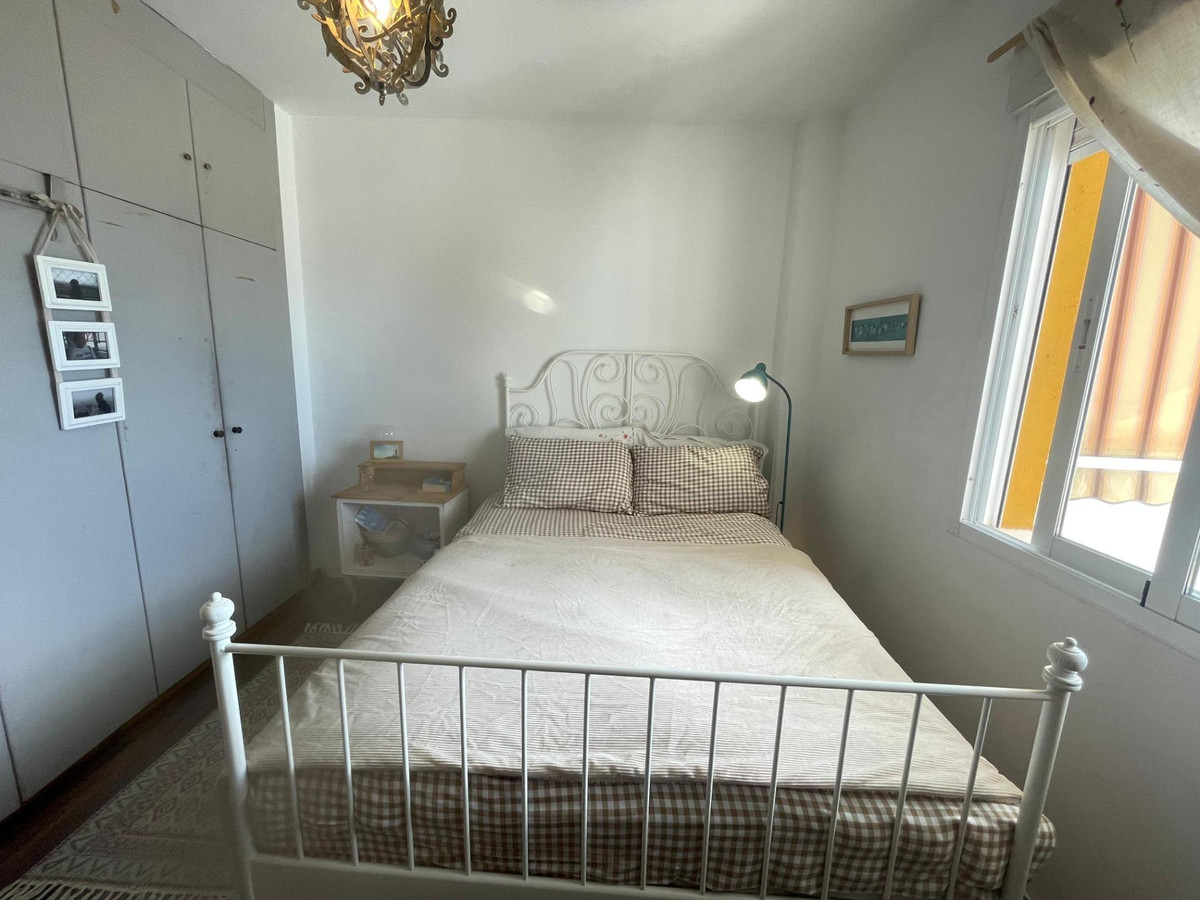 Se vende Apartamento Planta Media de 3 dormitorios en Costa Del Sol, Málaga, España