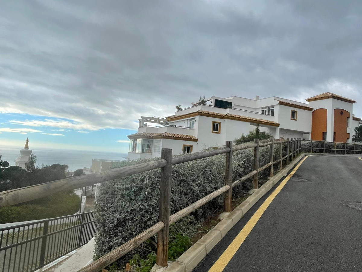 Se vende Apartamento Planta Media de 3 dormitorios en Costa Del Sol, Málaga, España
