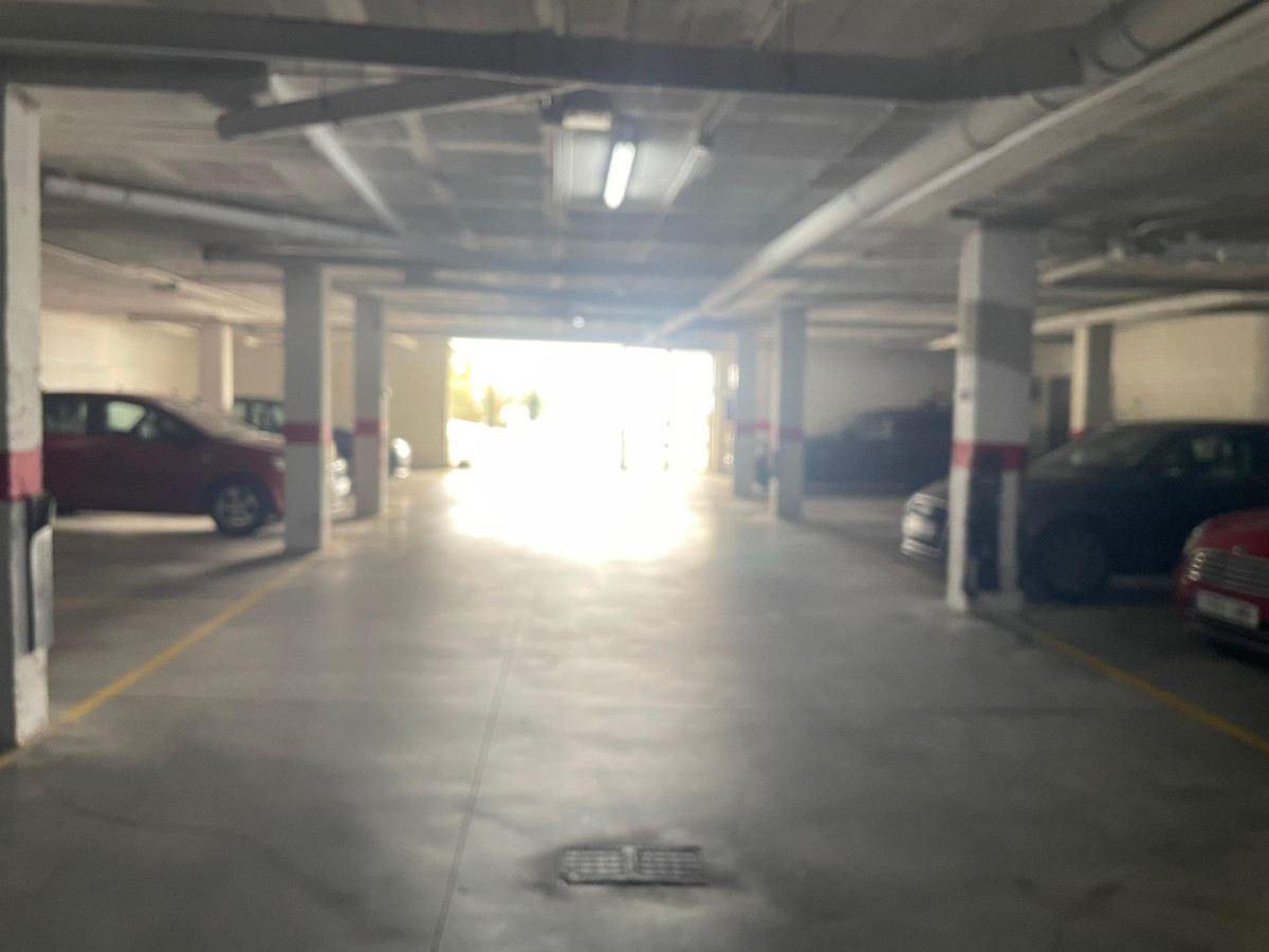 Se vende Apartamento Planta Media de 3 dormitorios en Costa Del Sol, Málaga, España