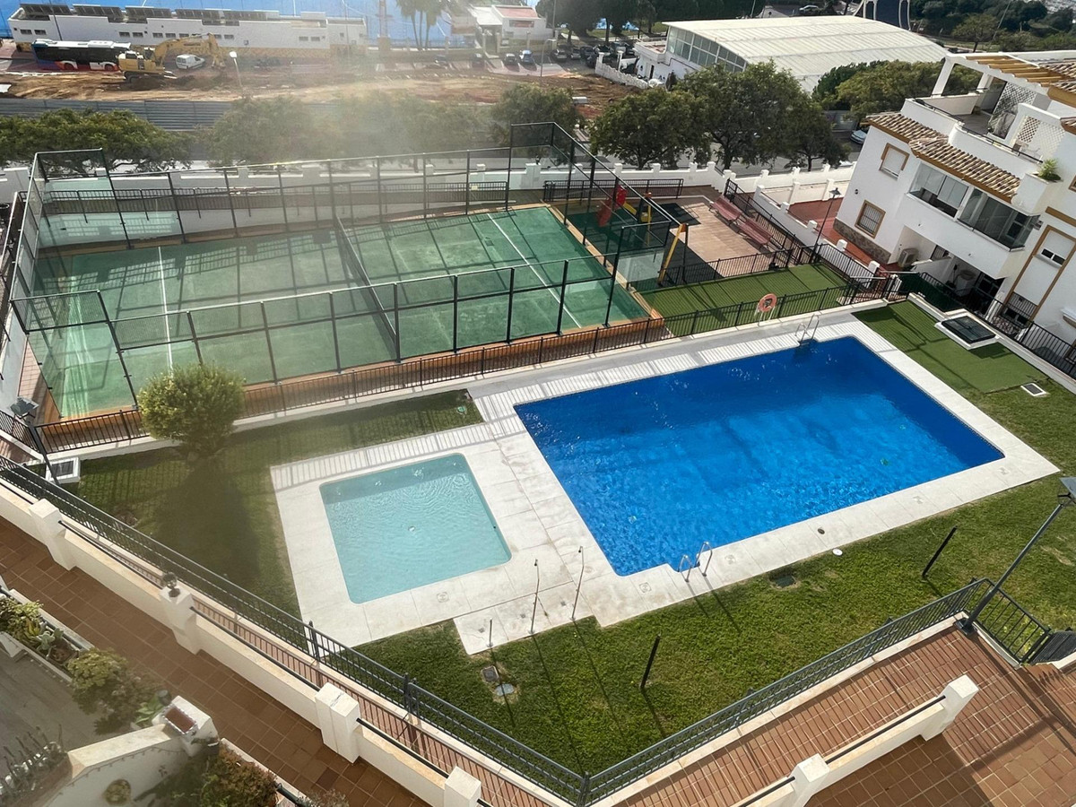 Se vende Apartamento Planta Media de 3 dormitorios en Costa Del Sol, Málaga, España