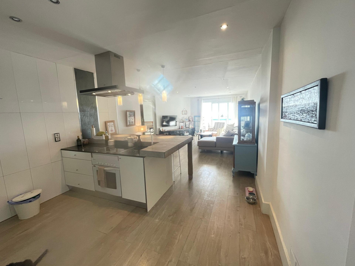 Se vende Apartamento Planta Media de 3 dormitorios en Costa Del Sol, Málaga, España