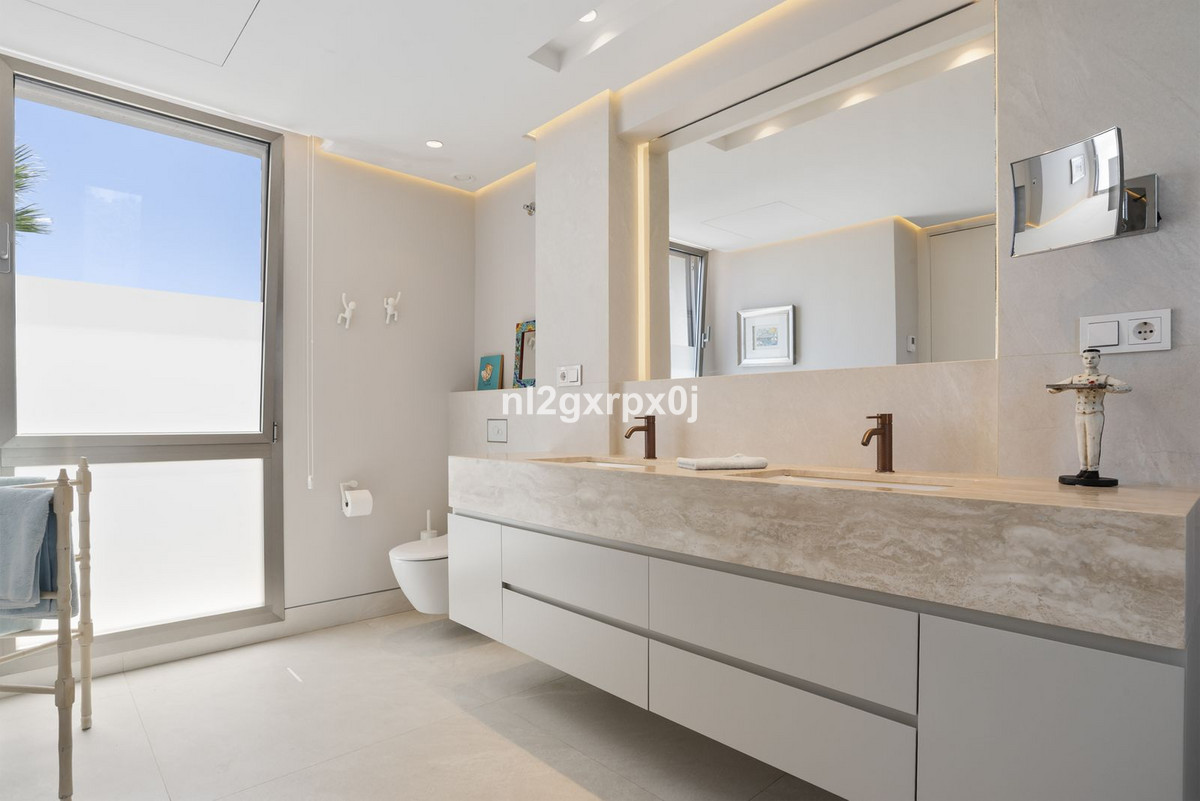 3 Bed Townhouse for sale in Marbella Costa Del Sol, Málaga, Spain