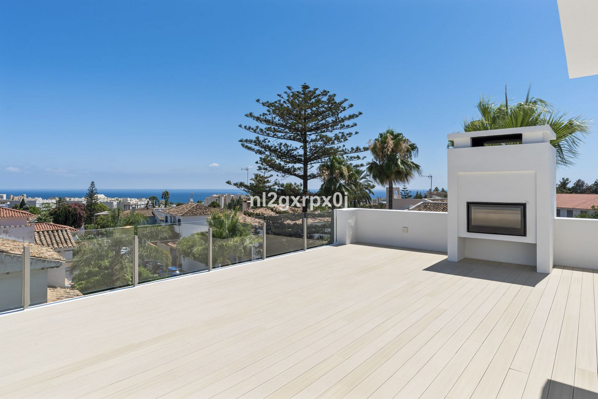 3 Bed Townhouse for sale in Marbella Costa Del Sol, Málaga, Spain