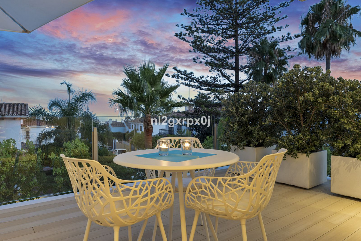 3 Bed Townhouse for sale in Marbella Costa Del Sol, Málaga, Spain