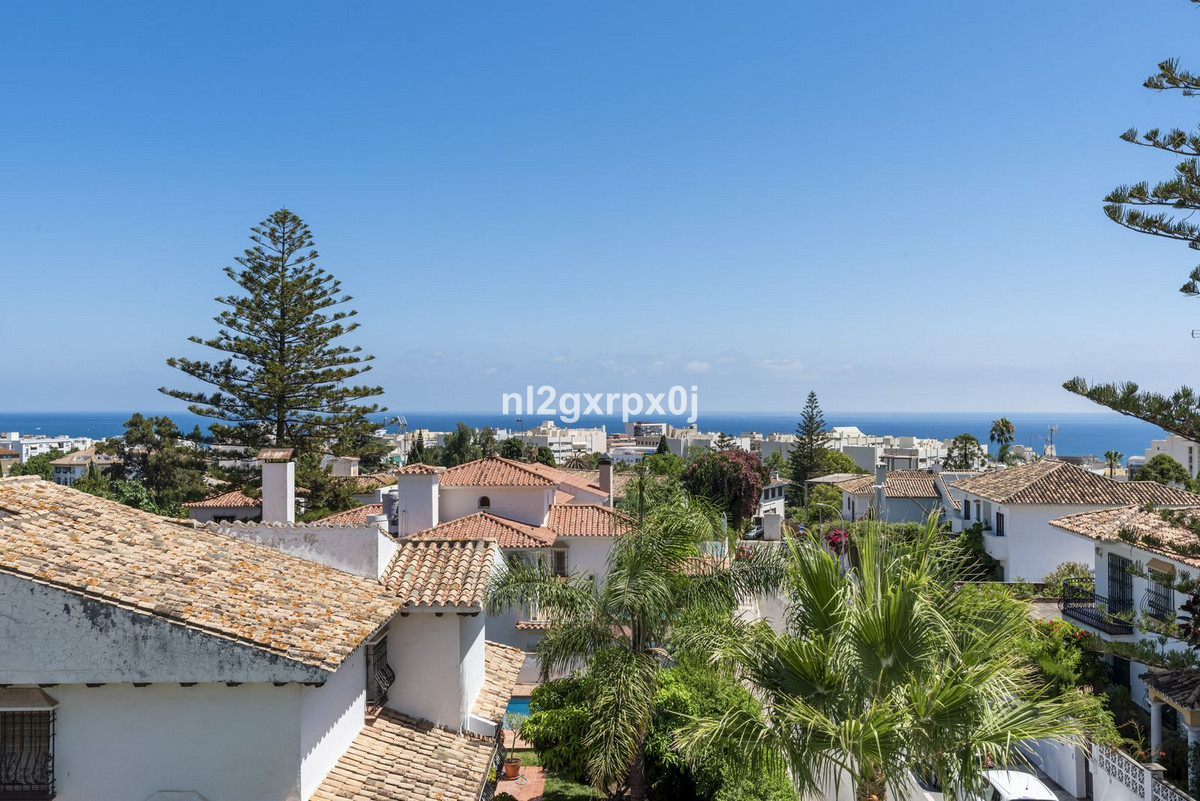 3 Bed Townhouse for sale in Marbella Costa Del Sol, Málaga, Spain
