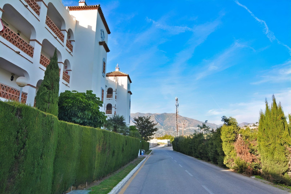 2 Bed Apartment for sale in Mijas Golf Costa Del Sol, Málaga, Spain
