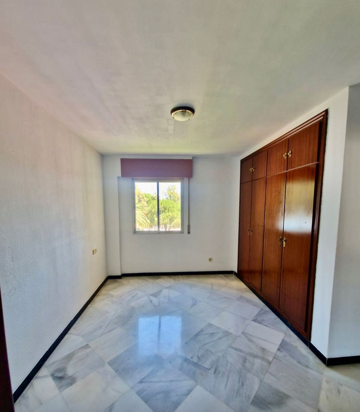 3 Bed Apartment for sale in San Pedro De Alcántara Costa Del Sol, Málaga, Spain