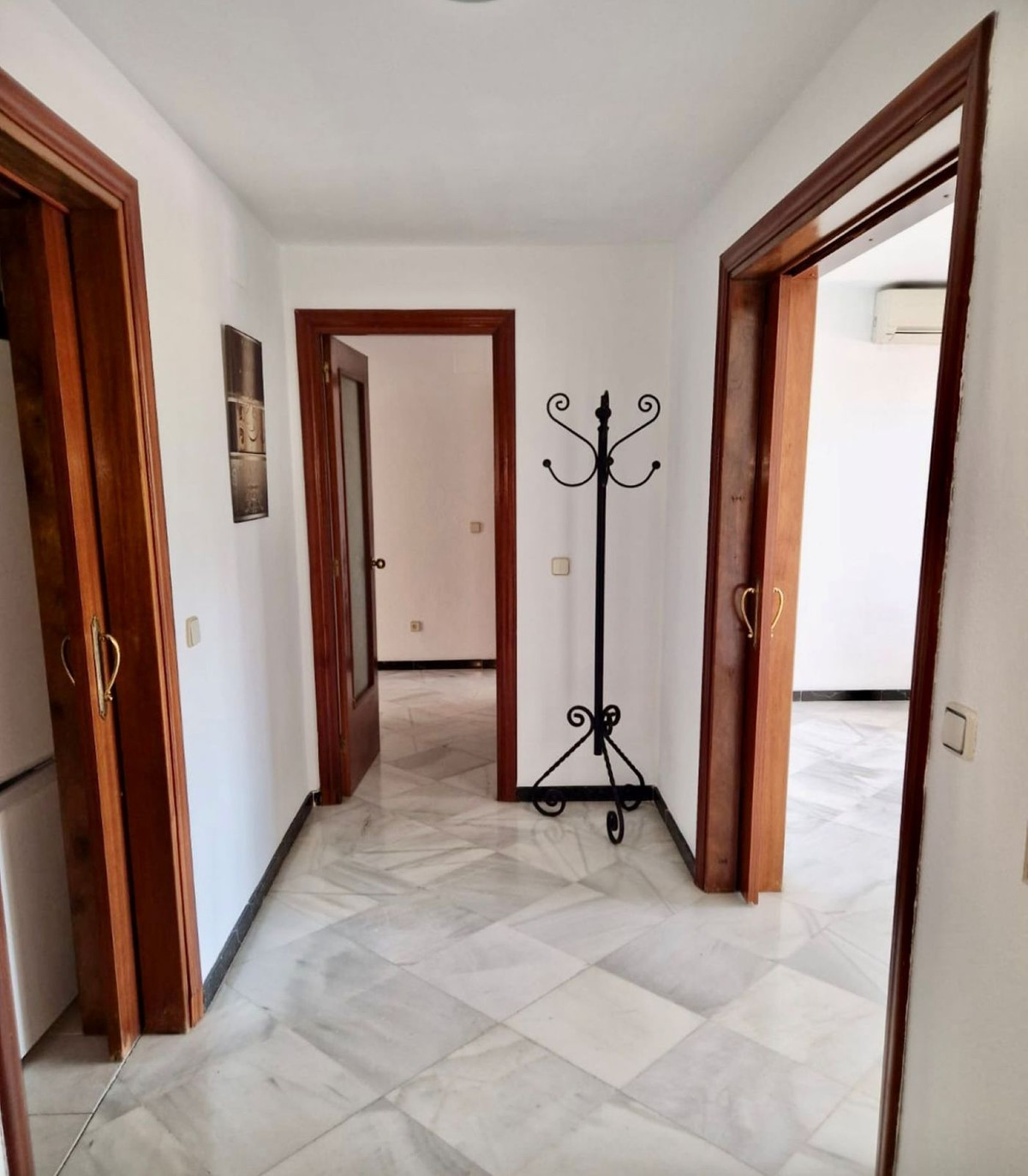 3 Bed Apartment for sale in San Pedro De Alcántara Costa Del Sol, Málaga, Spain