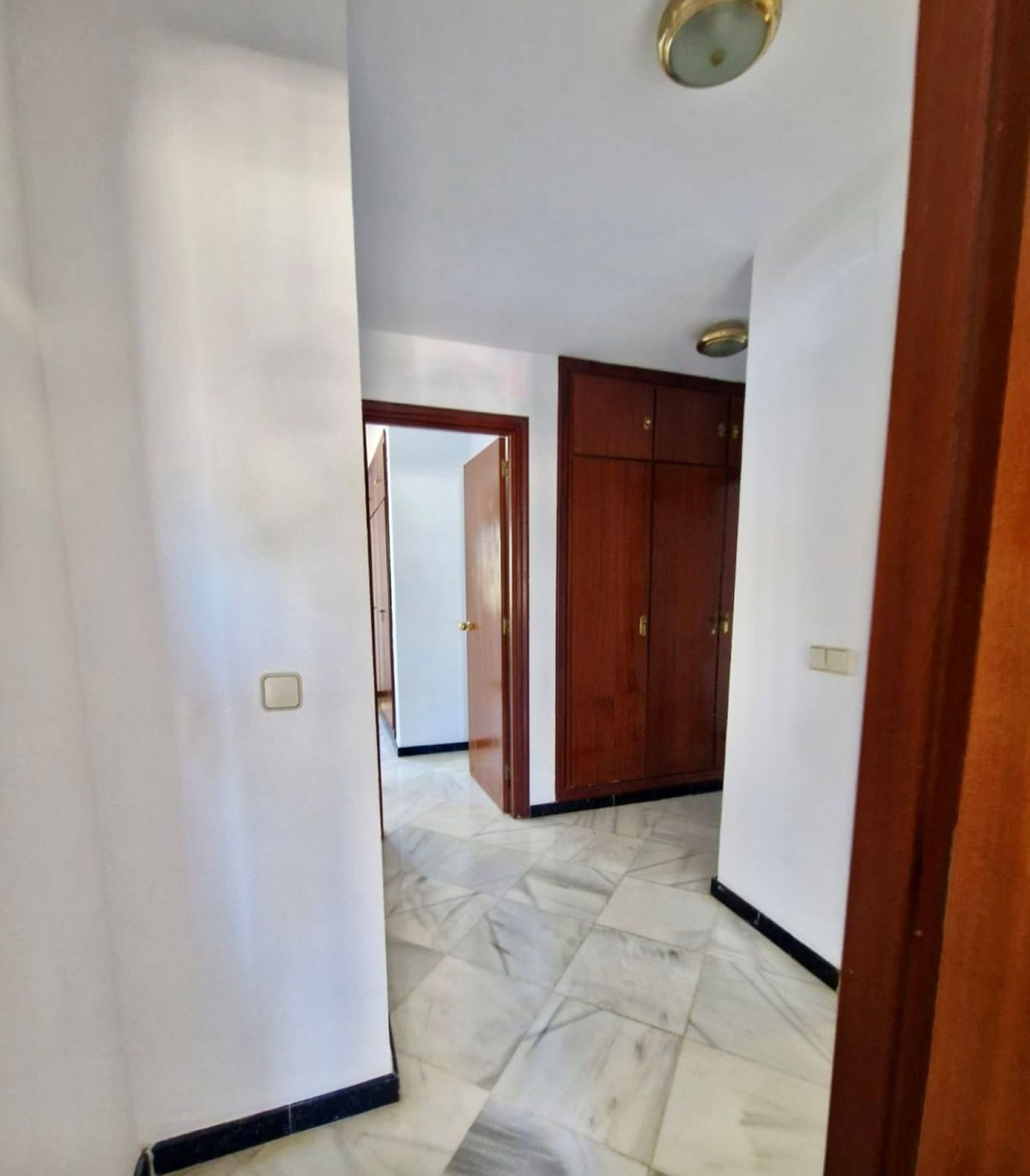 3 Bed Apartment for sale in San Pedro De Alcántara Costa Del Sol, Málaga, Spain