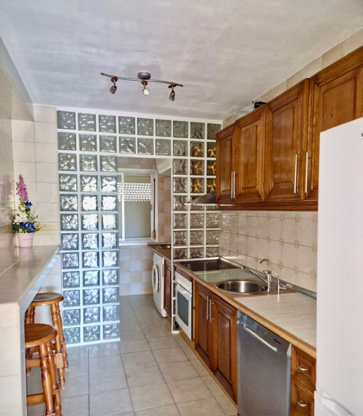 3 Bed Apartment for sale in San Pedro De Alcántara Costa Del Sol, Málaga, Spain