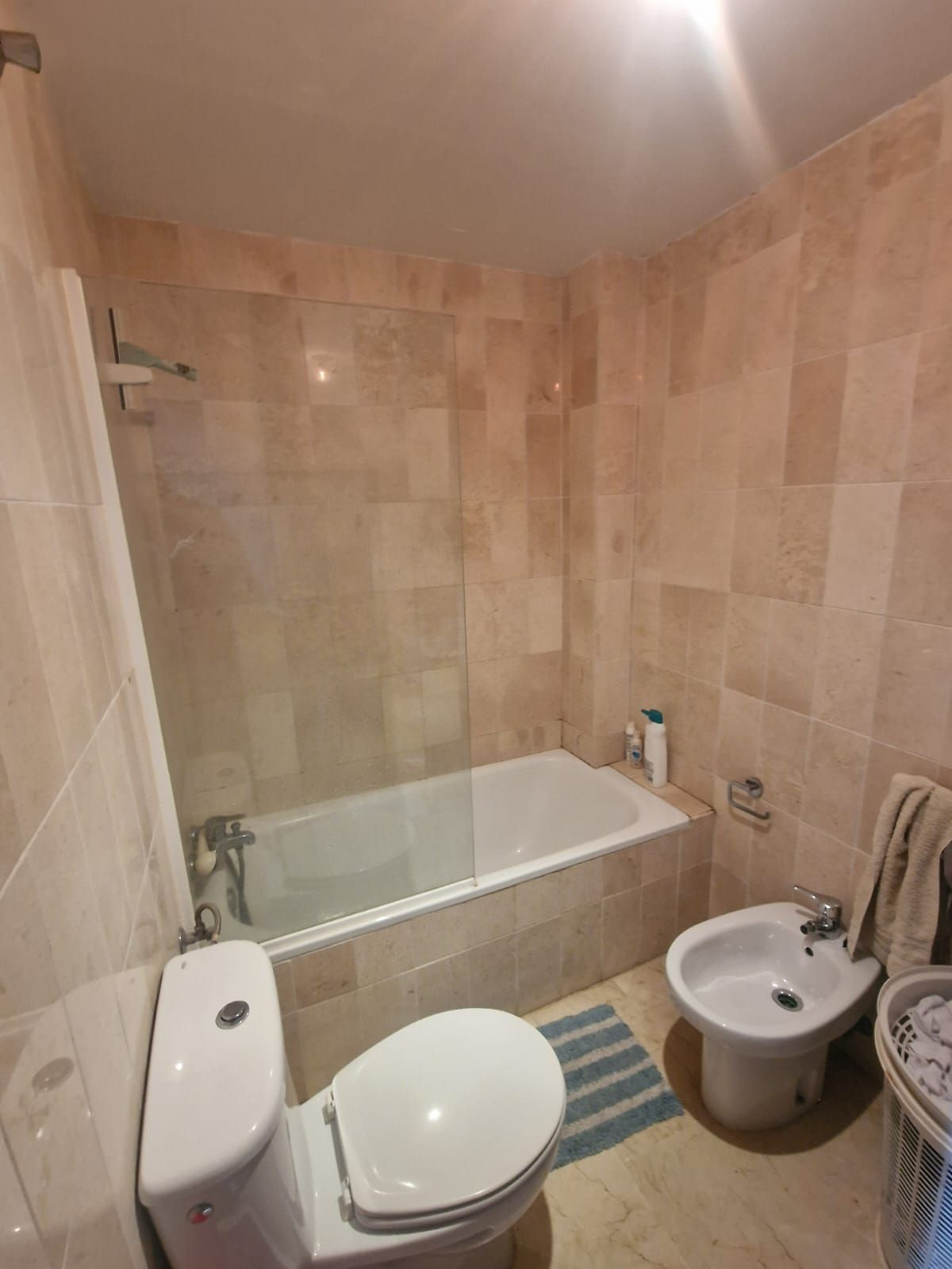 Se vende Apartamento Planta Media de 2 dormitorios en Costa Del Sol, Málaga, España