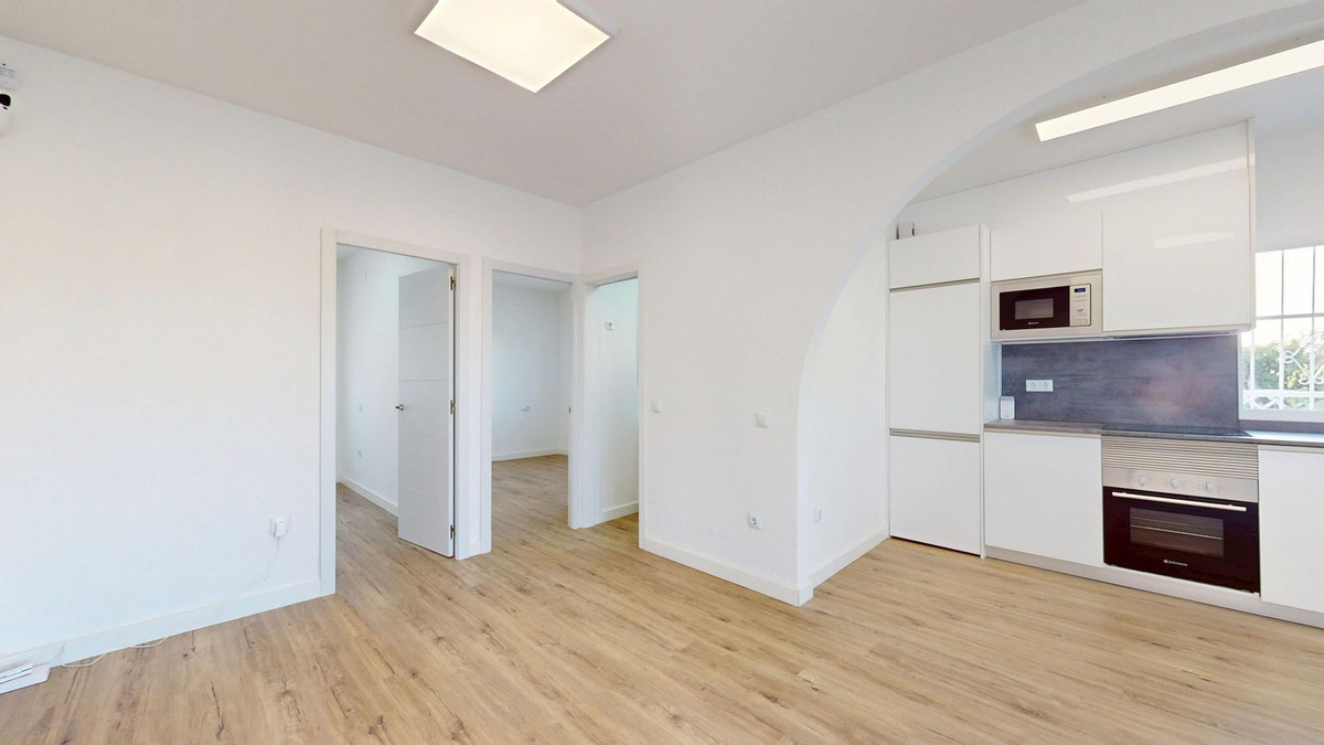 2 Bed Townhouse for sale in Villamartin Costa Blanca, Alicante, Spain