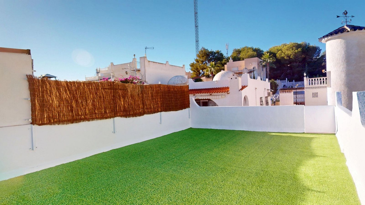 2 Bed Townhouse for sale in Villamartin Costa Blanca, Alicante, Spain