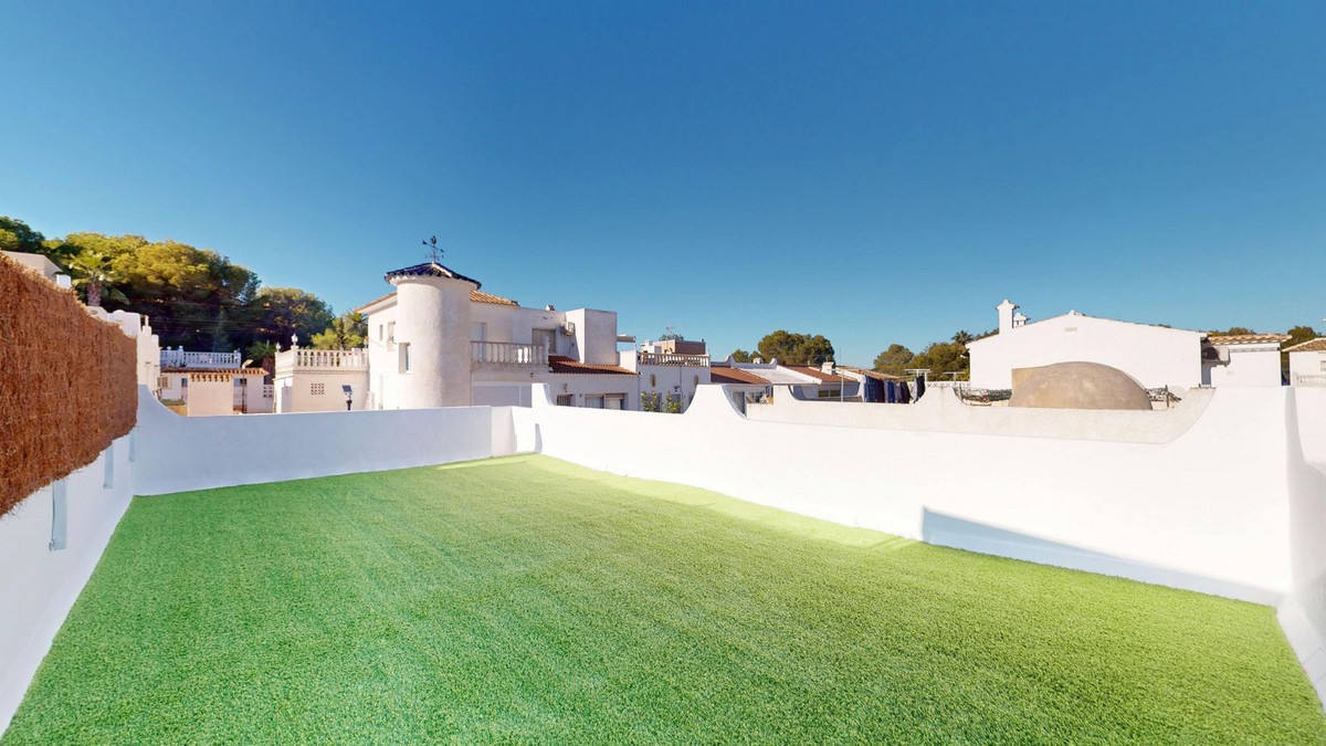 2 Bed Townhouse for sale in Villamartin Costa Blanca, Alicante, Spain