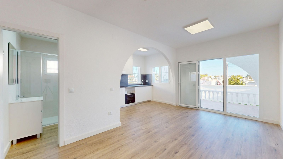 2 Bed Townhouse for sale in Villamartin Costa Blanca, Alicante, Spain