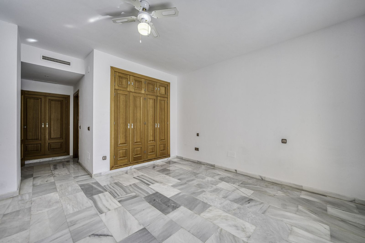 4 Bed Townhouse for sale in El Rosario Costa Del Sol, Málaga, Spain