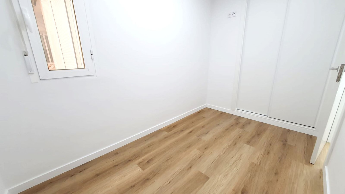 3 Bed Apartment for sale in Fuengirola Costa Del Sol, Málaga, Spain