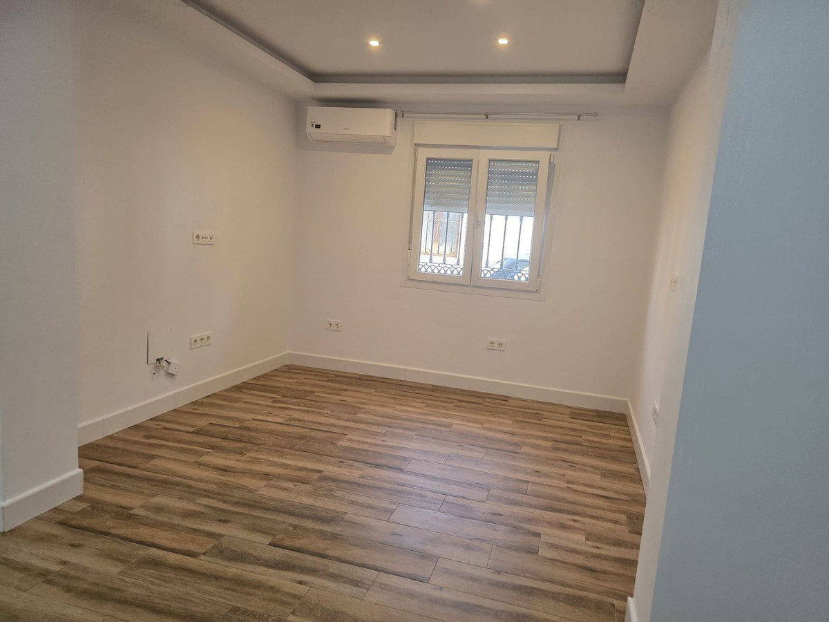 Se vende Apartamento Planta Baja de 2 dormitorios en Costa Del Sol, Málaga, España