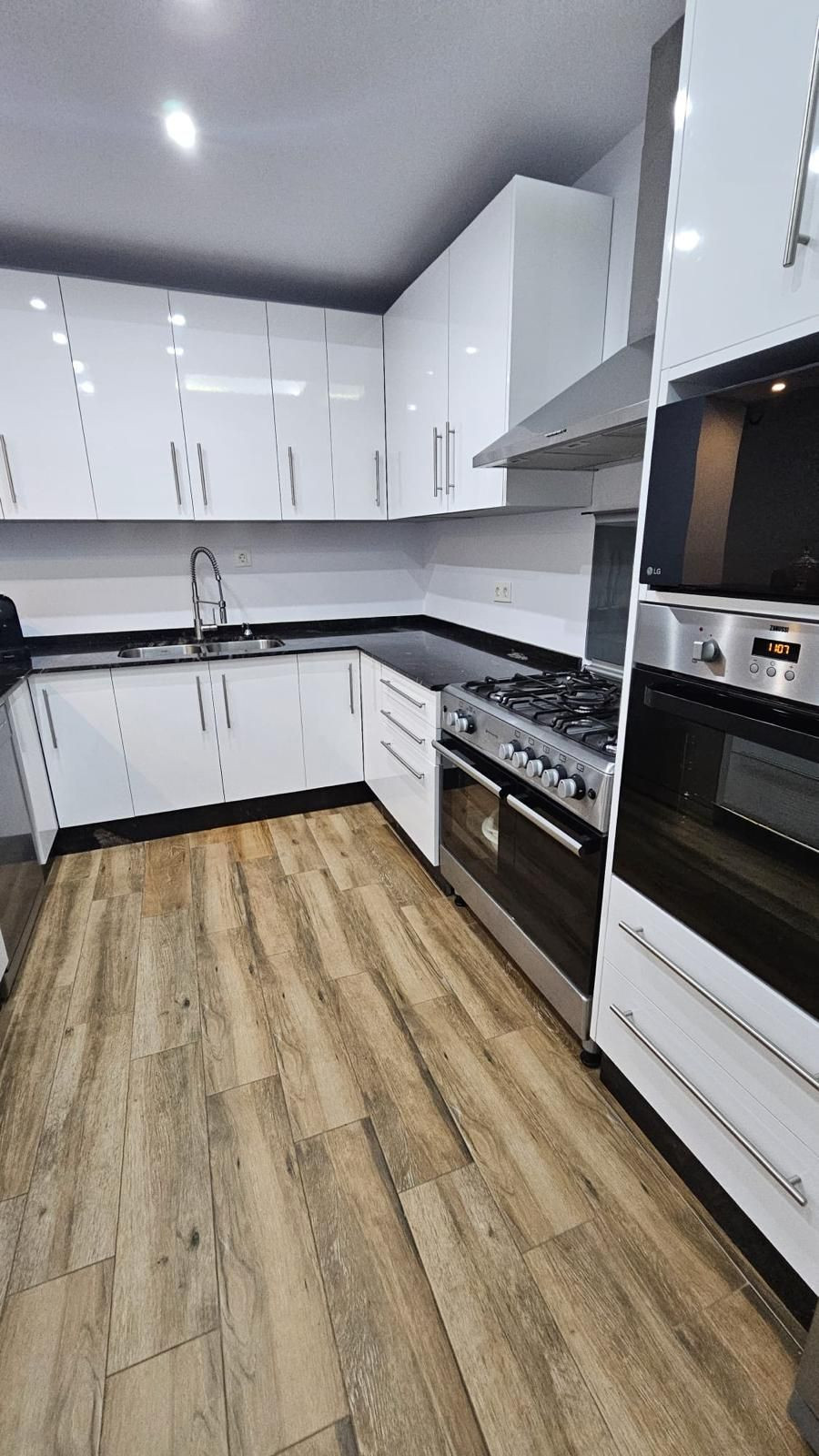 Se vende Apartamento Planta Baja de 2 dormitorios en Costa Del Sol, Málaga, España