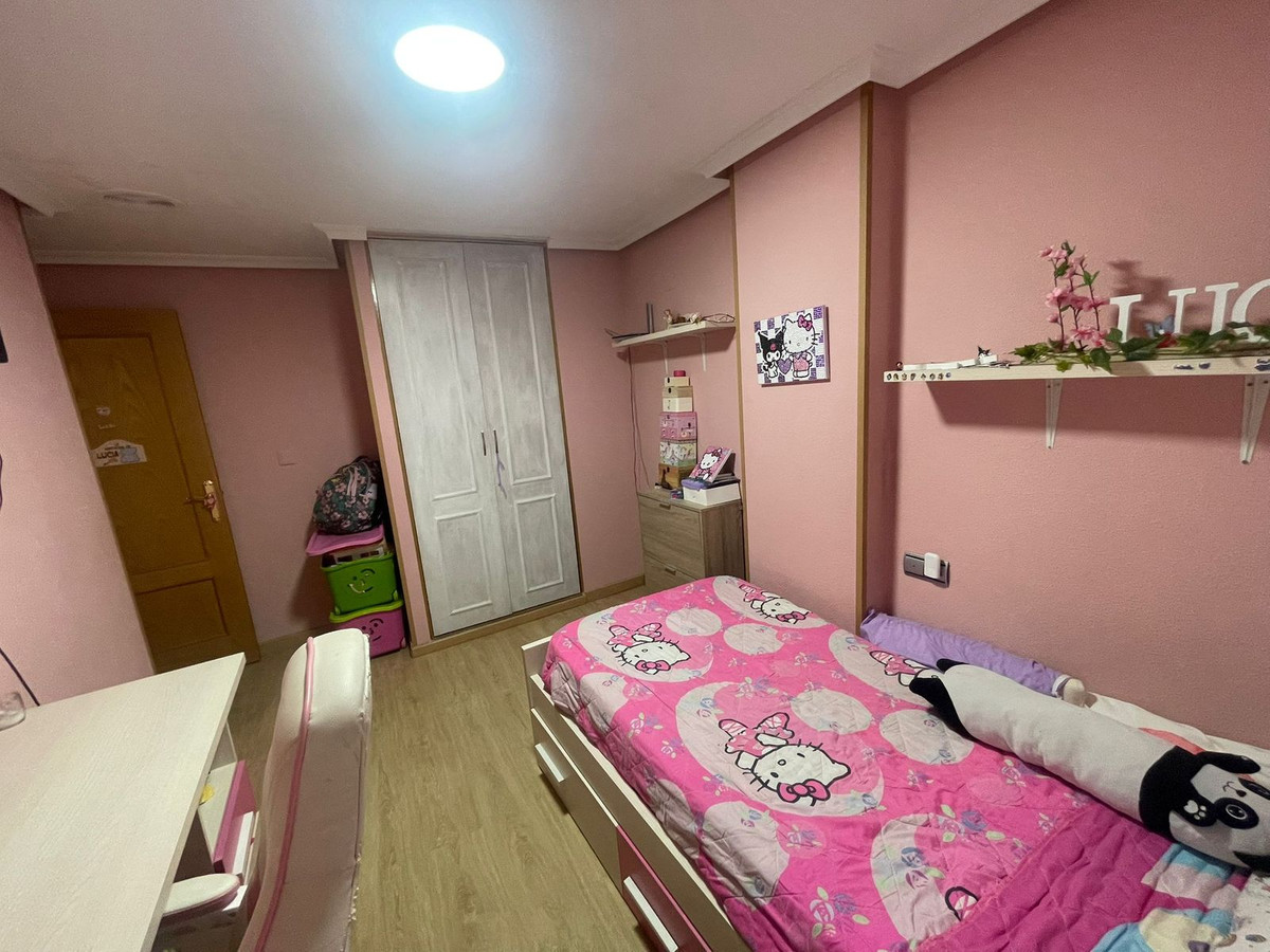 Se vende Apartamento Planta Media de 4 dormitorios en Costa Blanca, Alicante, España