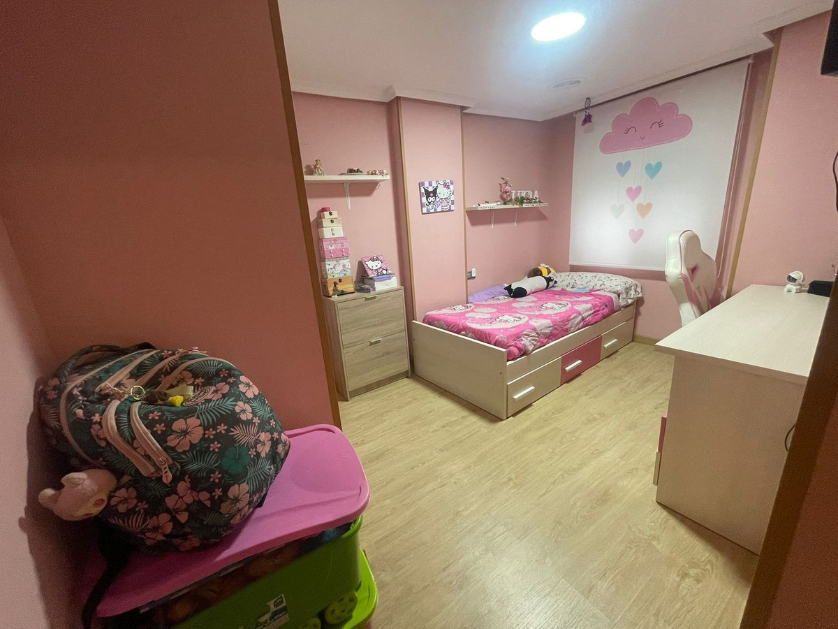 Se vende Apartamento Planta Media de 4 dormitorios en Costa Blanca, Alicante, España