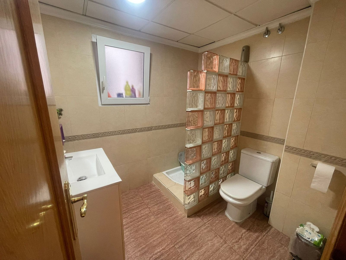 Se vende Apartamento Planta Media de 4 dormitorios en Costa Blanca, Alicante, España