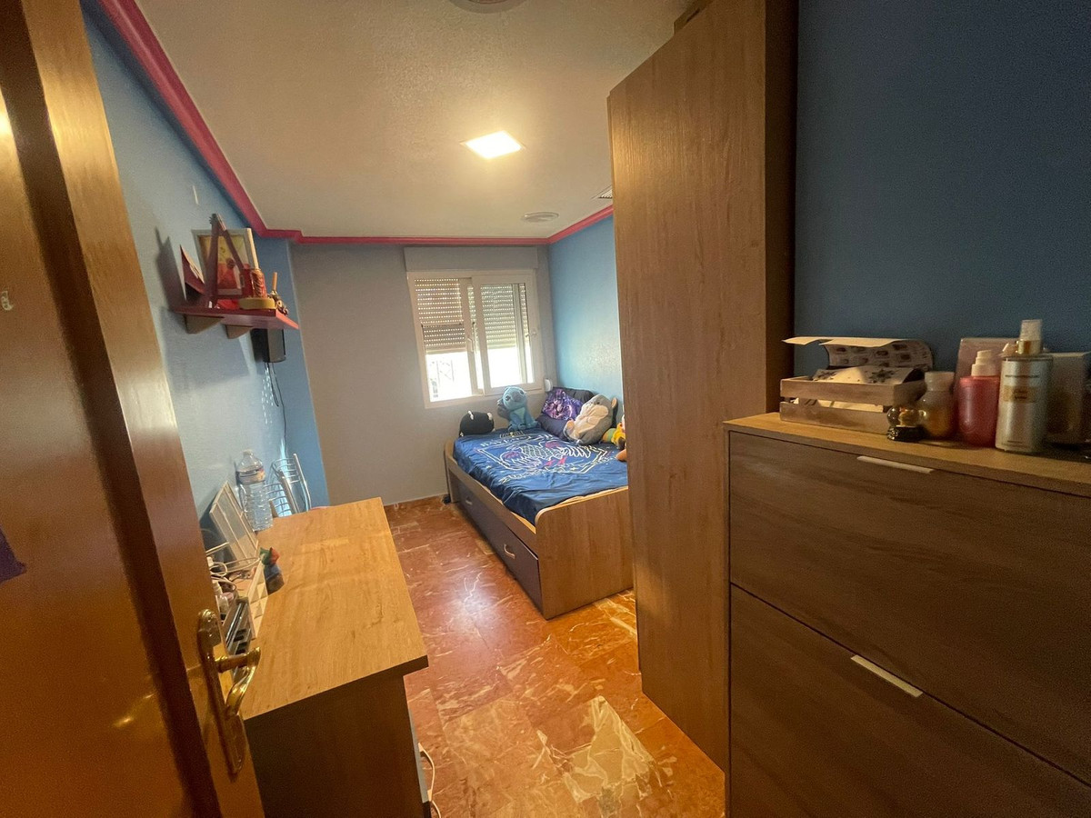 Se vende Apartamento Planta Media de 4 dormitorios en Costa Blanca, Alicante, España