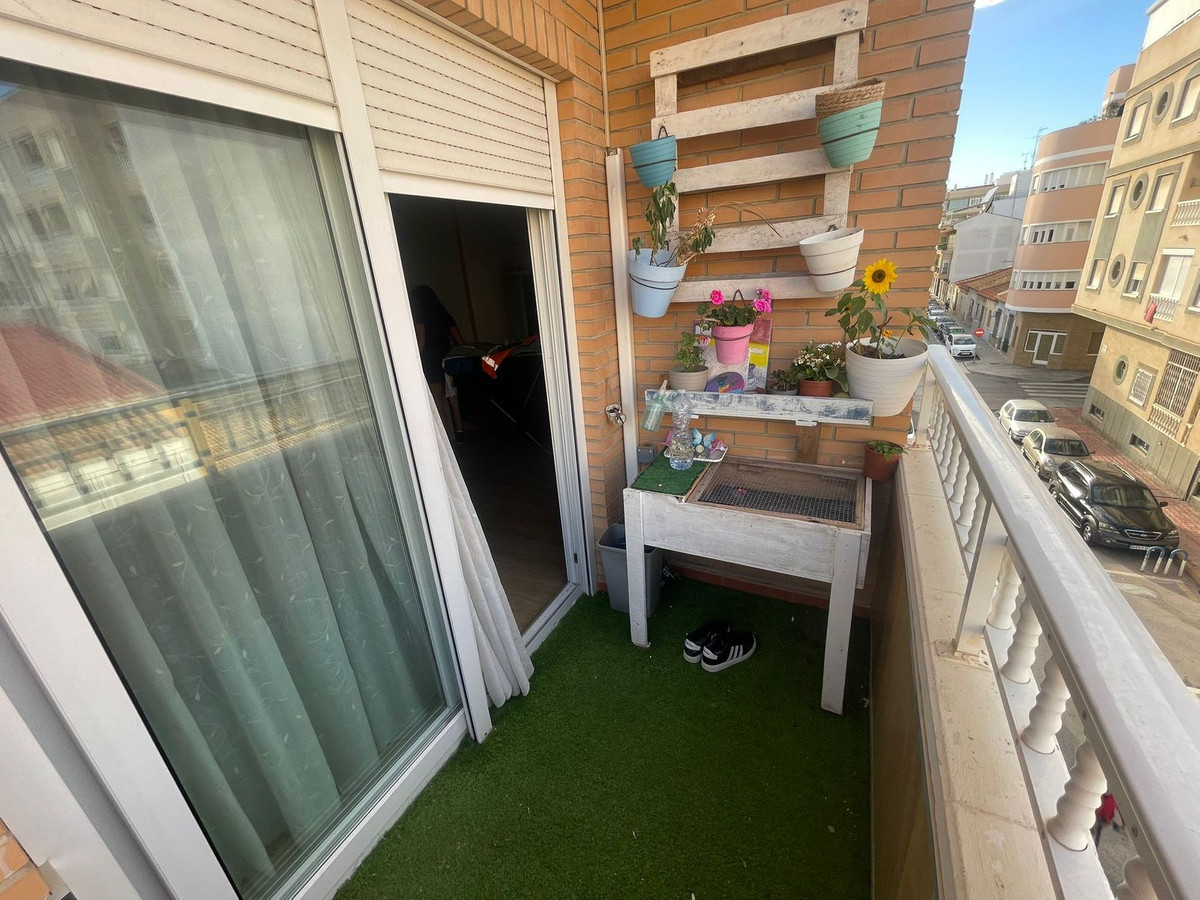 Se vende Apartamento Planta Media de 4 dormitorios en Costa Blanca, Alicante, España