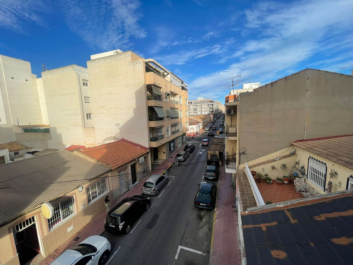 Se vende Apartamento Planta Media de 4 dormitorios en Costa Blanca, Alicante, España