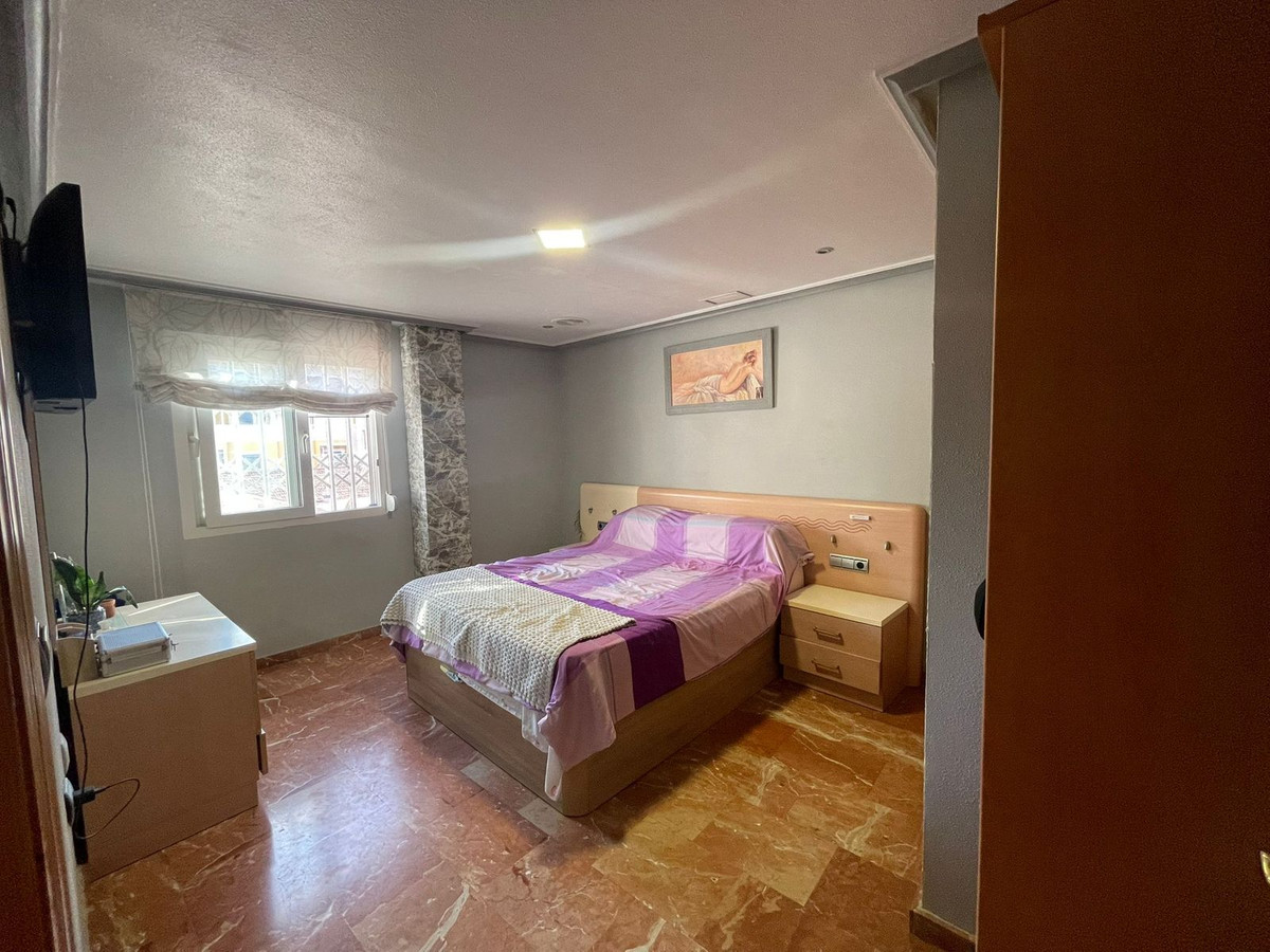 Se vende Apartamento Planta Media de 4 dormitorios en Costa Blanca, Alicante, España