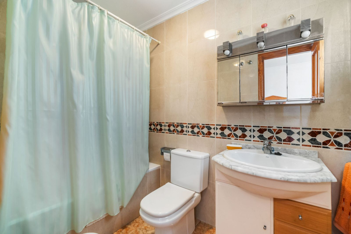3 Bed Apartment for sale in Torrevieja Costa Blanca, Alicante, Spain