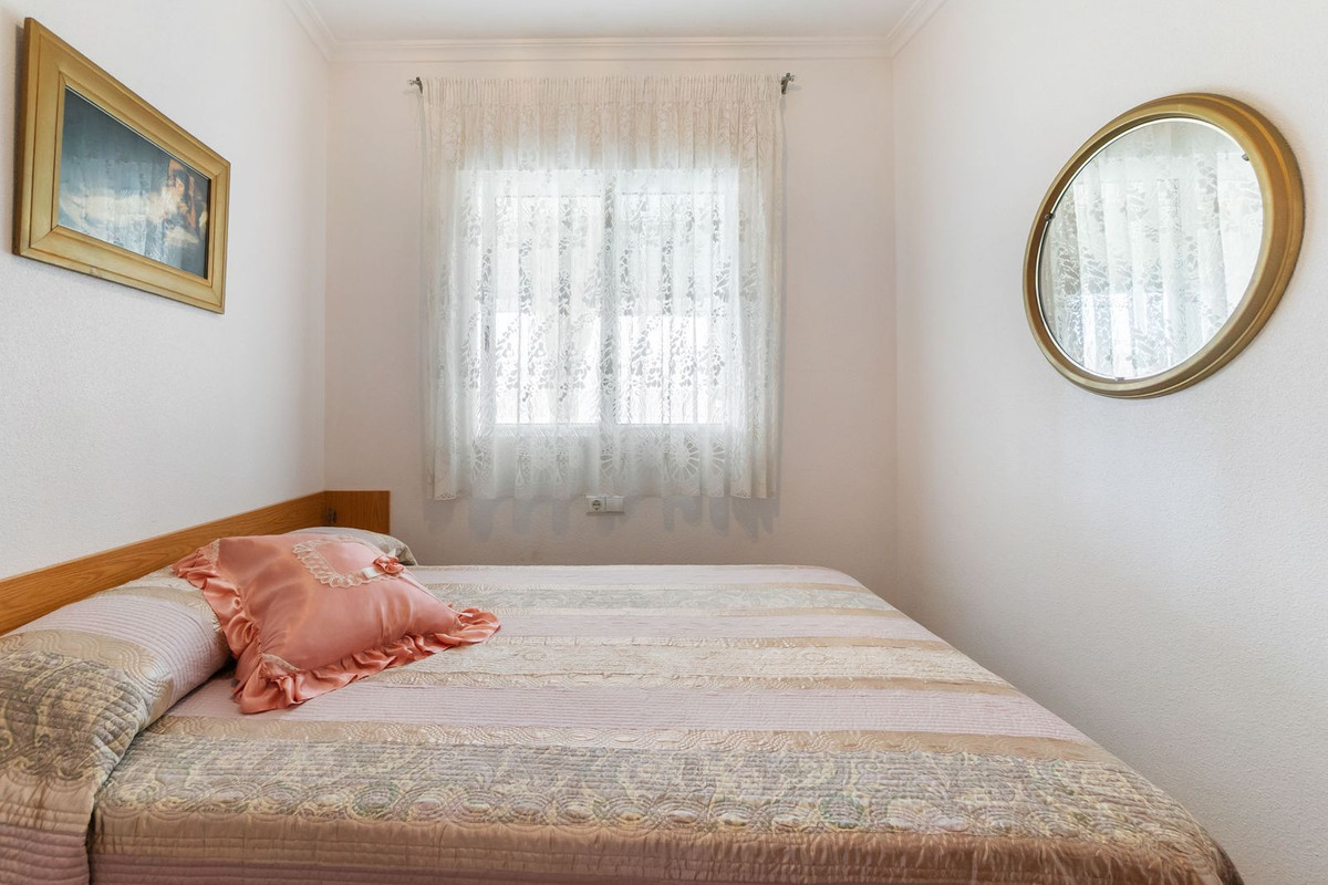 3 Bed Apartment for sale in Torrevieja Costa Blanca, Alicante, Spain