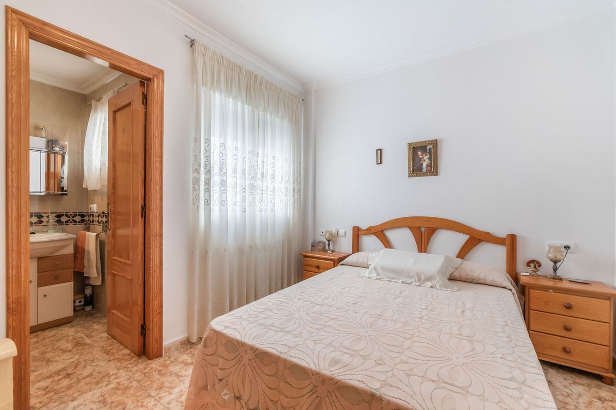 3 Bed Apartment for sale in Torrevieja Costa Blanca, Alicante, Spain